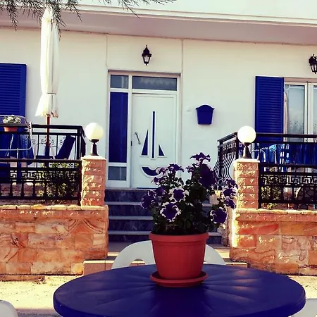 Ntontas Guest house *