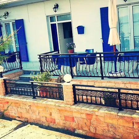 Ntontas Guest house *